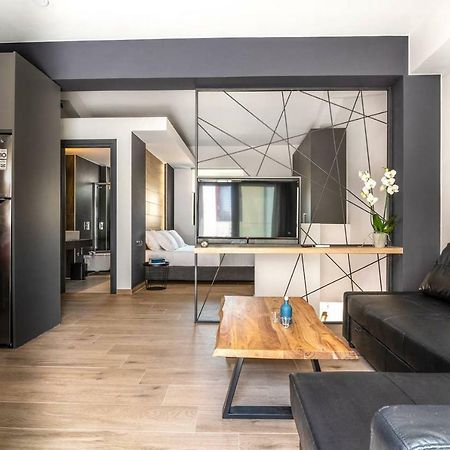 Mos Luxury City Suites - The Loft Chrissi Akti Chania Exterior foto