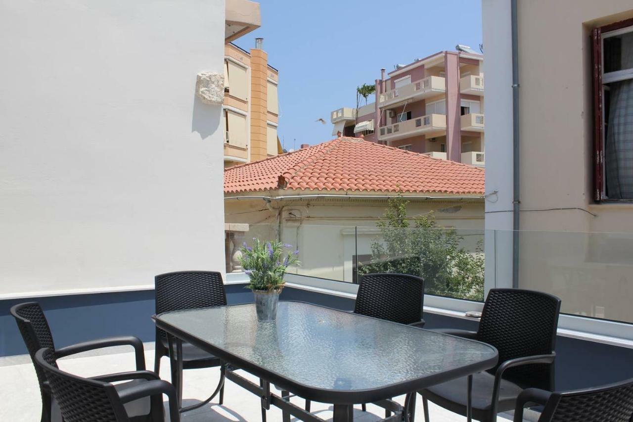 Mos Luxury City Suites - The Loft Chrissi Akti Chania Exterior foto