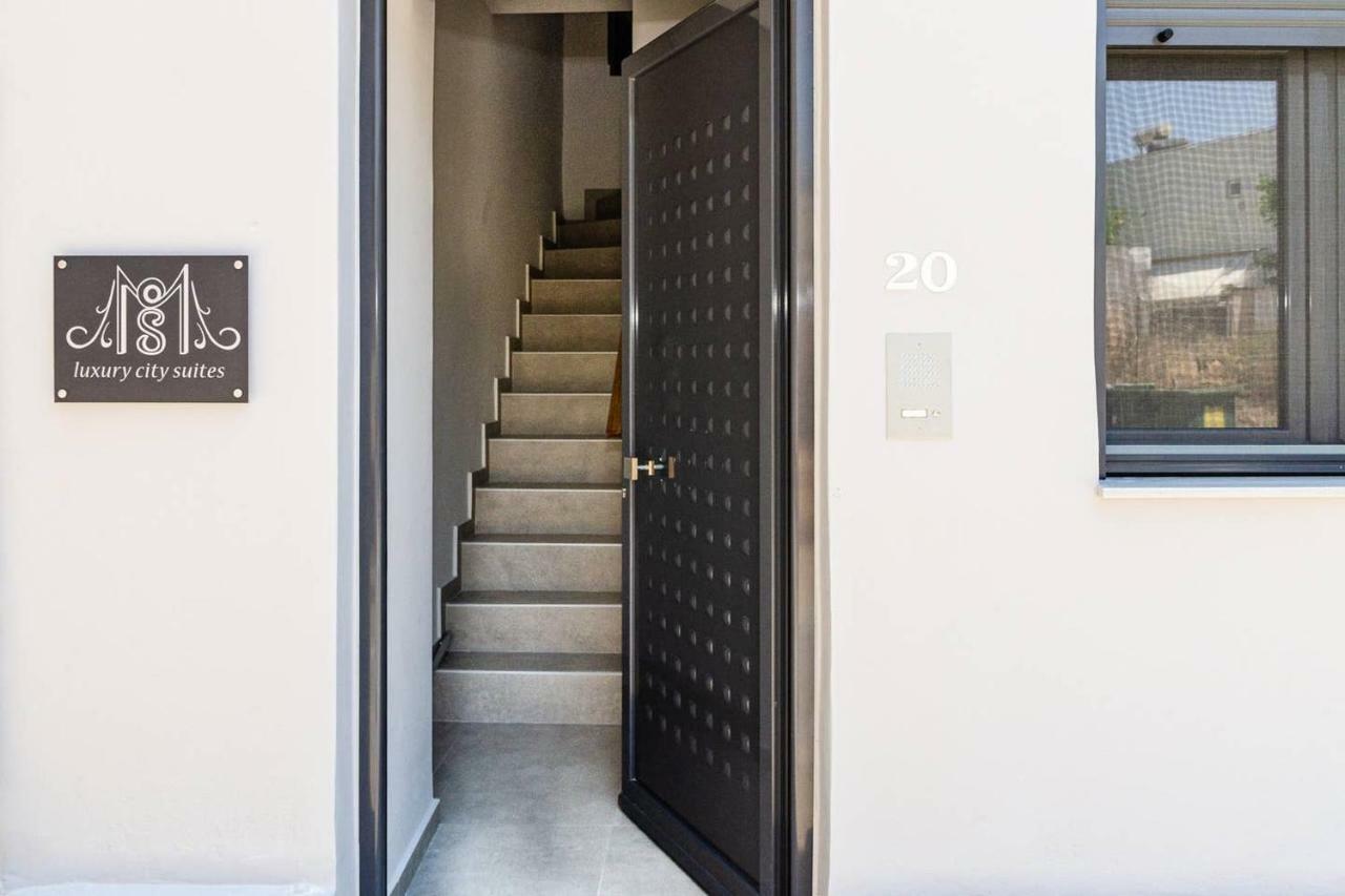 Mos Luxury City Suites - The Loft Chrissi Akti Chania Exterior foto